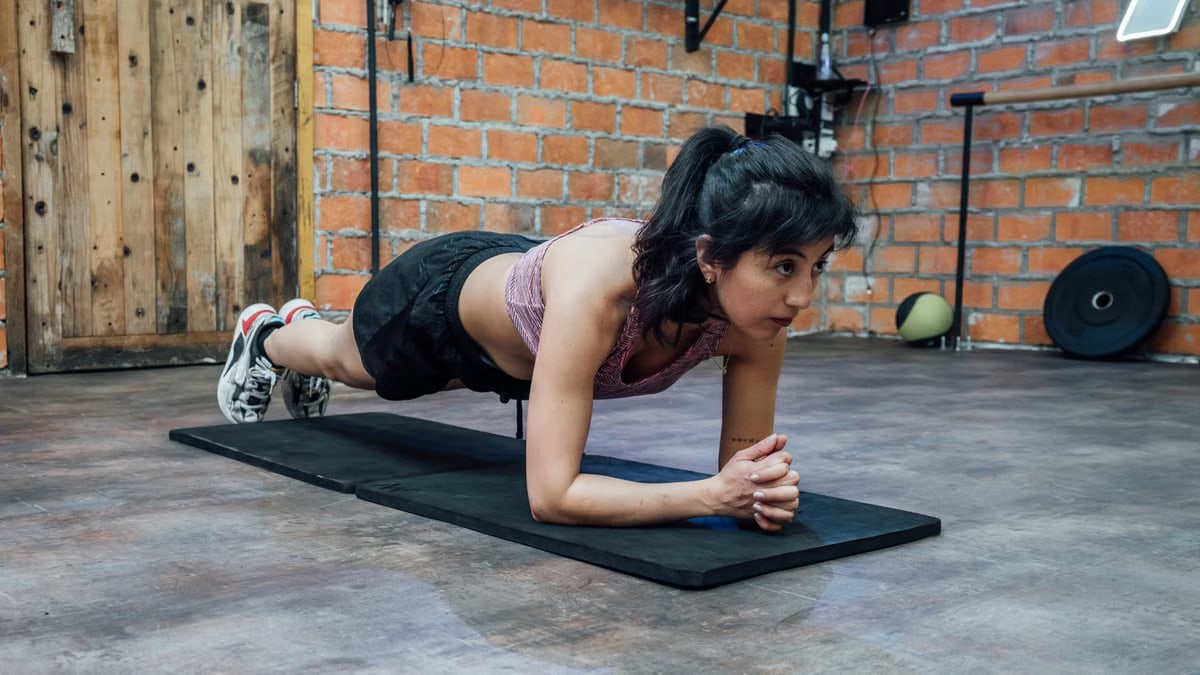Ejercicios para mantenerte en forma en casa